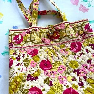 Vera Bradley Tote bag